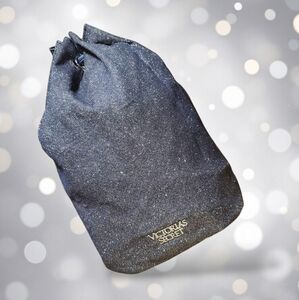 VICTORIA'S SECRET Silver Glitter Drawstring Bucket Backpack Gym Bag
